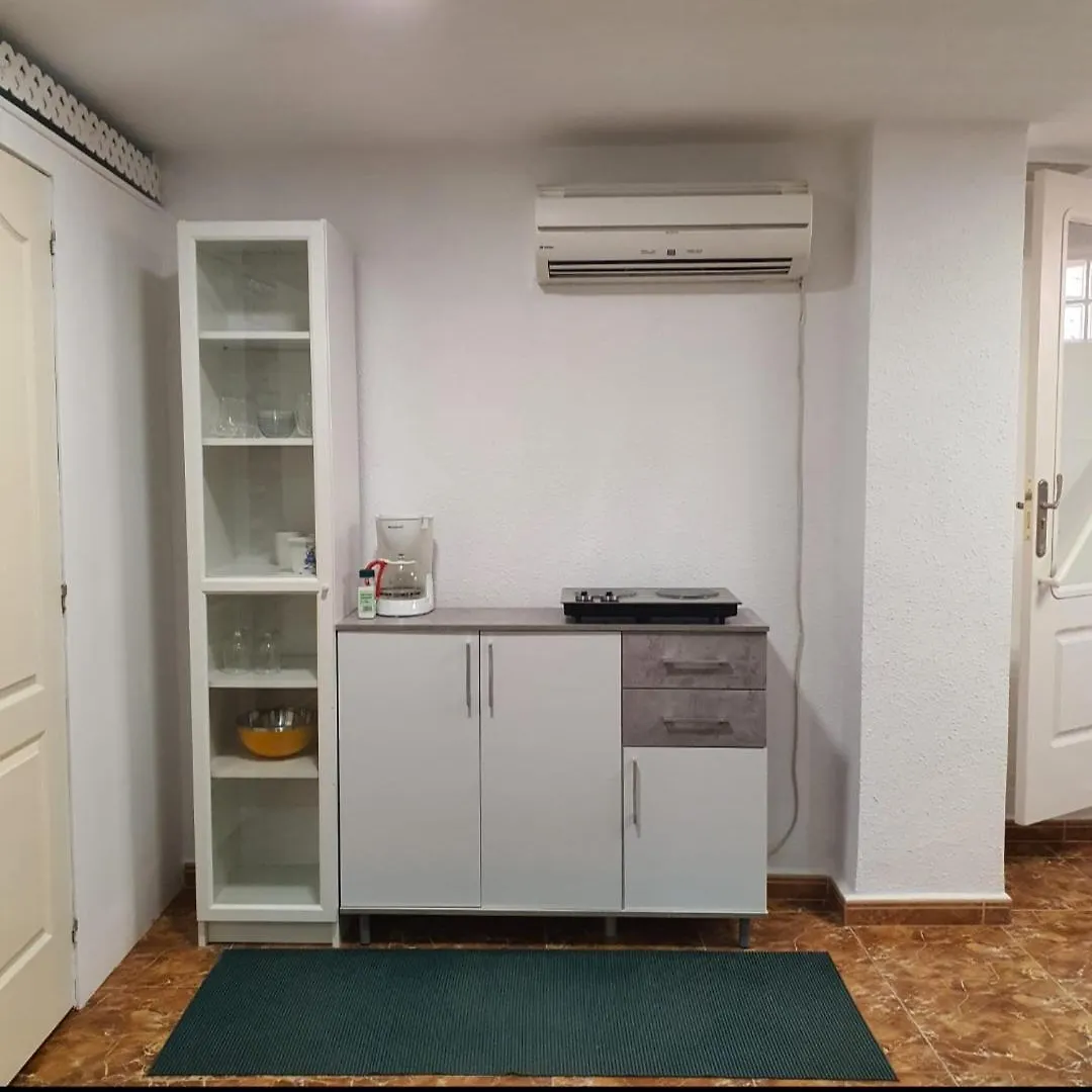 Cozy Rooms In Terraced House Fuengirola Habitación en casa particular