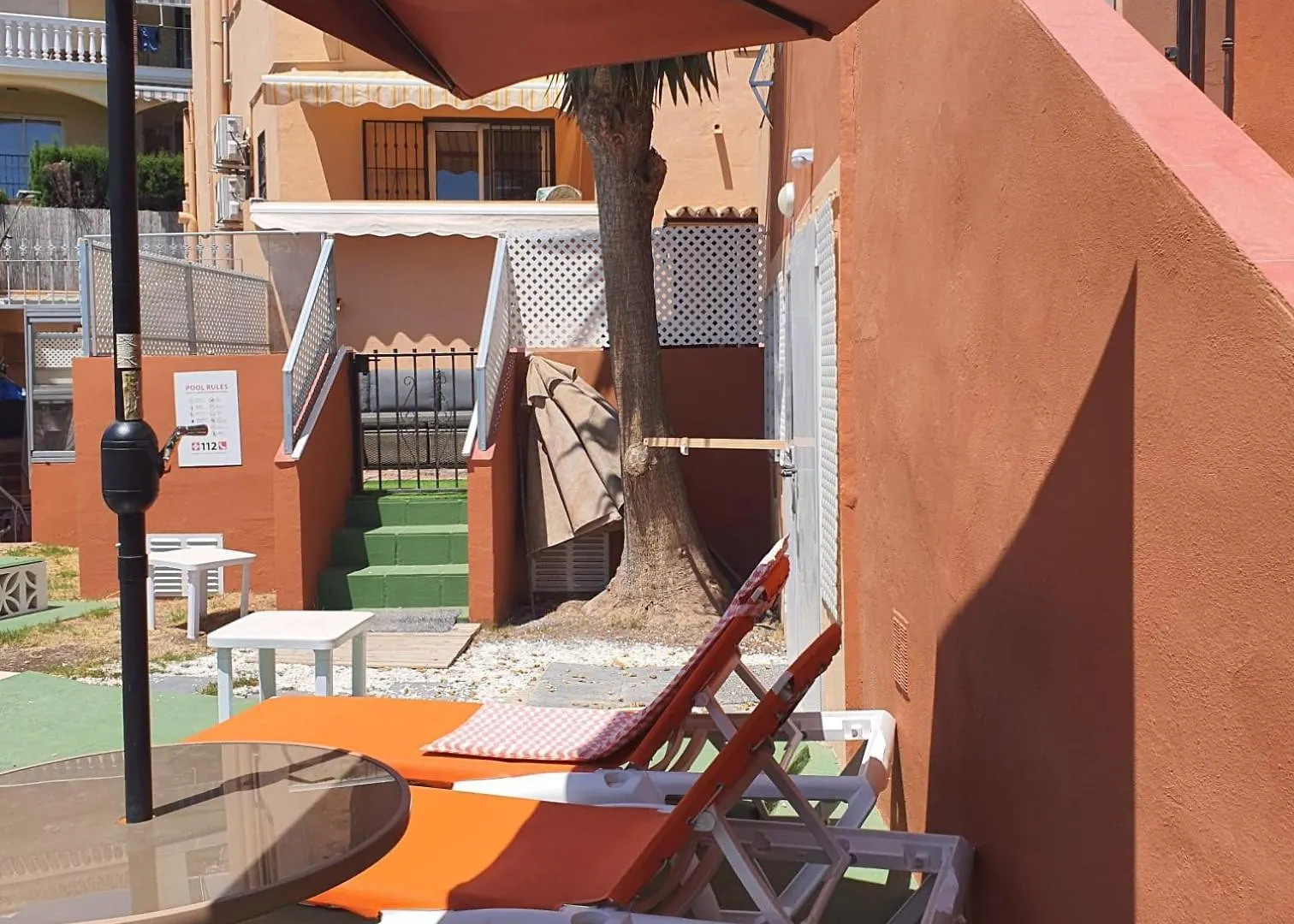 Cozy Rooms In Terraced House Fuengirola 0*,  España