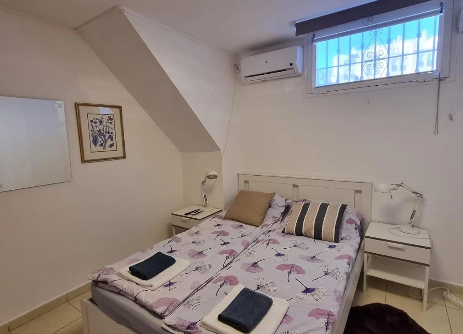 Cozy Rooms In Terraced House Fuengirola 0*,  España
